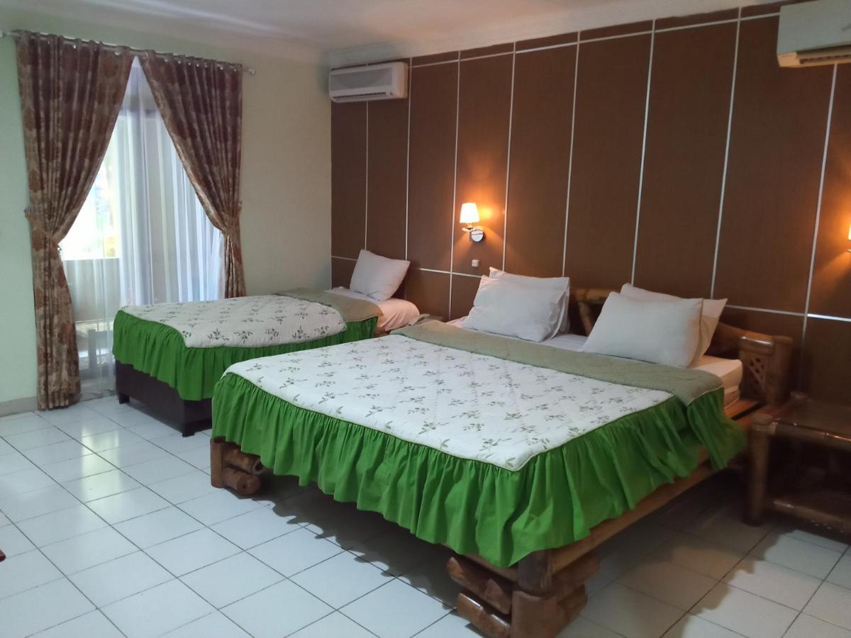 Hotel Galuh Прамбанан Екстер'єр фото