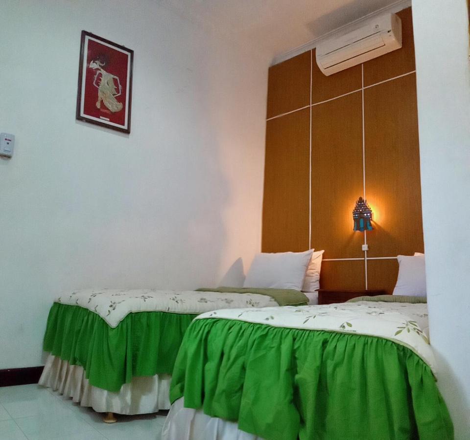 Hotel Galuh Прамбанан Екстер'єр фото