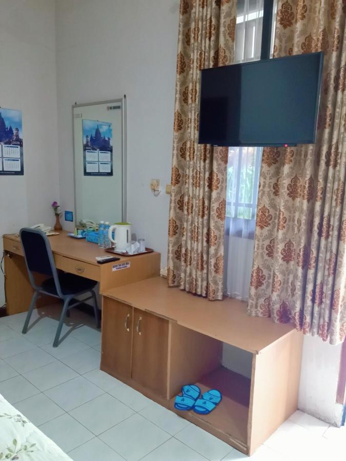Hotel Galuh Прамбанан Екстер'єр фото